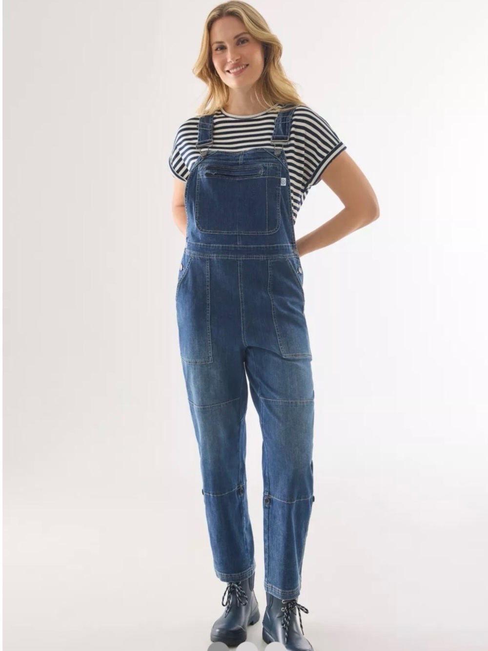 NWT Martha Stewart Women's Garden Convertible Vintage Wash Overalls